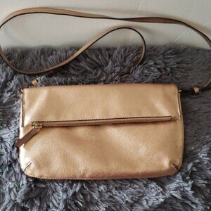 Gucci GG Marmont Shoulder Bag Gold Hardware White Matelassé Leather